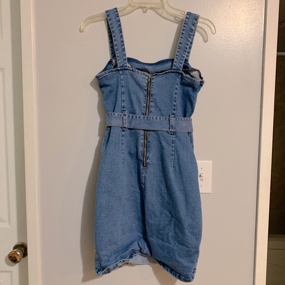 Le Chateau Denim Dress - Picture 2 of 3